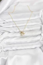 Pirinç Gold Renk Minimal Charmlı Kadın Kolye Pirinç Gold Renk Minimal Charmlı Kadın Kolye