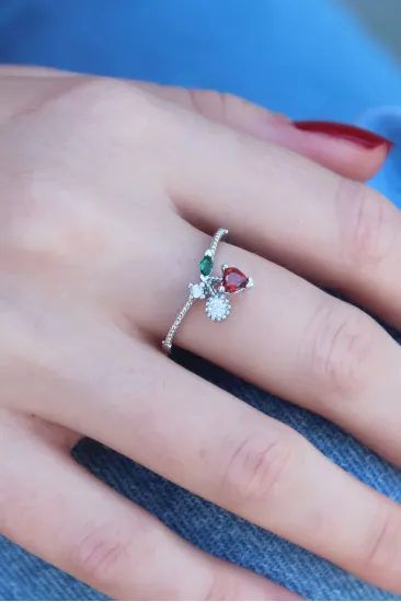 Gümüş Renk Kiraz Model Zirkon Taşlı Kadın Yüzük Gümüş Renk Kiraz Model Zirkon Taşlı Kadın Yüzük