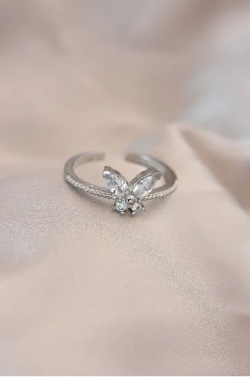 Ayarlamalı Gümüş Renk Metal Zirkon Taş ve Kristal Taşlı Kelebek Model Yüzük Ayarlamalı Gümüş Renk Metal Zirkon Taş ve Kristal Taşlı Kelebek Model Yüzük