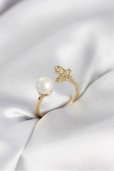 Kelebek İncili Model Gold Renk Zirkon Taşlı Kadın Yüzük Kelebek İncili Model Gold Renk Zirkon Taşlı Kadın Yüzük
