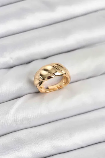 Gold Renk Bombeli Sarmal Yüzük Gold Renk Bombeli Sarmal Yüzük