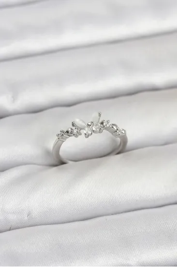 Kelebek Model Gümüş Renk Pirinç Kadın Yüzük Kelebek Model Gümüş Renk Pirinç Kadın Yüzük