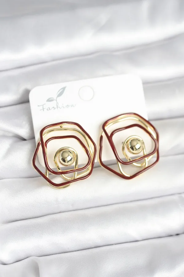 Pirinç Gold Renk Bordo Mineli Geometrik Gül Model Kadın Küpe Pirinç Gold Renk Bordo Mineli Geometrik Gül Model Kadın Küpe