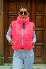 Pembe Dik Yaka Beli Lastikli Cepli Kısa Şişme Yelek Pembe Dik Yaka Beli Lastikli Cepli Kısa Şişme Yelek