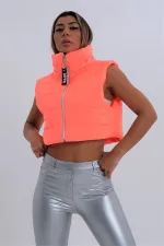Nar Çiçeği Dik Yaka Kısa Şişme Yelek Nar Çiçeği Dik Yaka Kısa Şişme Yelek