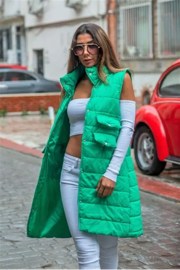 Yeşil Dik Yaka Cep Detaylı Uzun Şişme Yelek Yeşil Dik Yaka Cep Detaylı Uzun Şişme Yelek