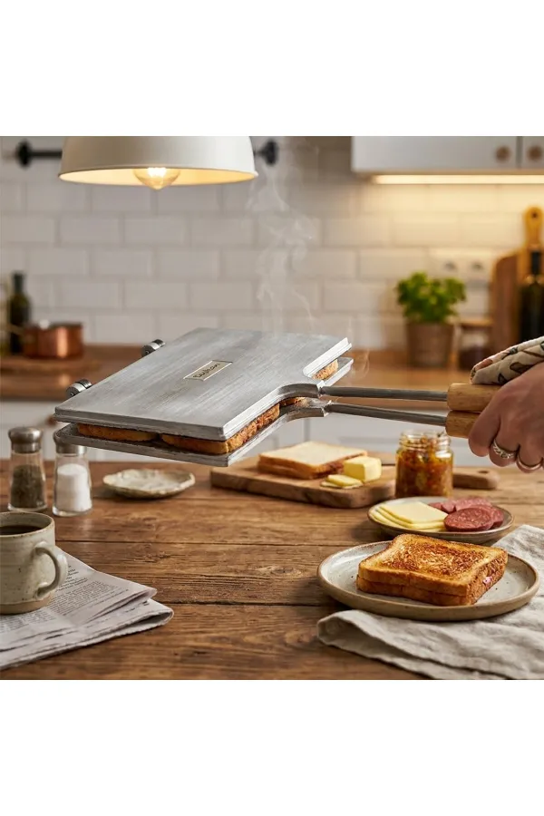 GRANİT EL TOST MAKİNESİ (5637) GRANİT EL TOST MAKİNESİ (5637)