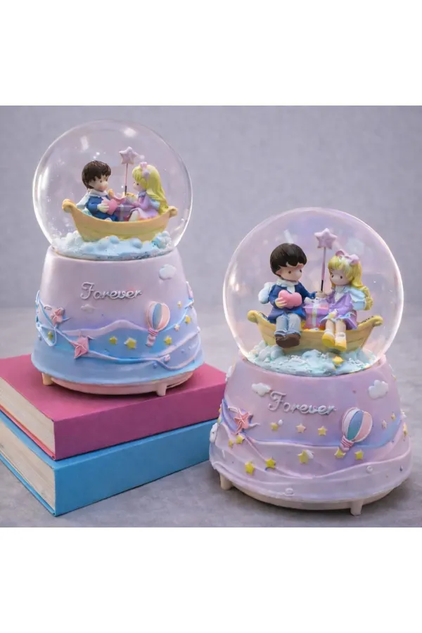Forever Romantik Çift Figürlü Işıklı Otomatik Büyük Boy Kar Küresi Forever Romantik Çift Figürlü Işıklı Otomatik Büyük Boy Kar Küresi