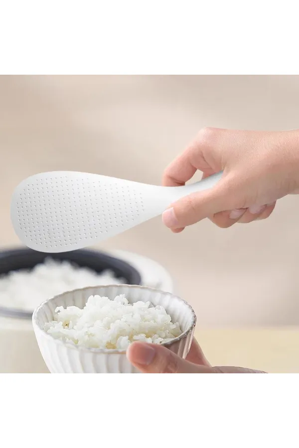 Devrilmeyen Yapışmayan Pilav Kaşığı Devrilmeyen Yapışmayan Pilav Kaşığı