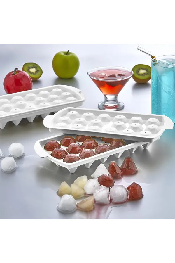 Elmas 18 Bölmeli Buz Kalıbı Elmas 18 Bölmeli Buz Kalıbı