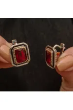 Gümüş Yakut Taşlı Otantik Kadın Küpe Gümüş Yakut Taşlı Otantik Kadın Küpe