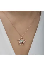 Gümüş Rose Renkli Taşlı Çiçek Kadın Kolye Gümüş Rose Renkli Taşlı Çiçek Kadın Kolye