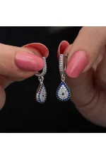 Gümüş Sallantılı Damla Nazar Kadın Küpe Gümüş Sallantılı Damla Nazar Kadın Küpe
