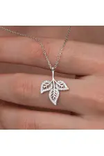 Gümüş Üç Yaprak Kadın Kolye Gümüş Üç Yaprak Kadın Kolye