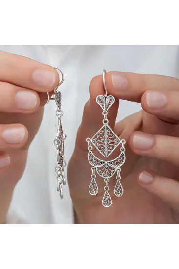 Gümüş Telkari Sallantılı Kadın Küpe Gümüş Telkari Sallantılı Kadın Küpe