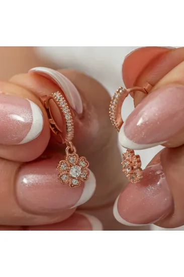 Gümüş Sallantılı Rose Minimal Çiçek Kadın Küpe Gümüş Sallantılı Rose Minimal Çiçek Kadın Küpe