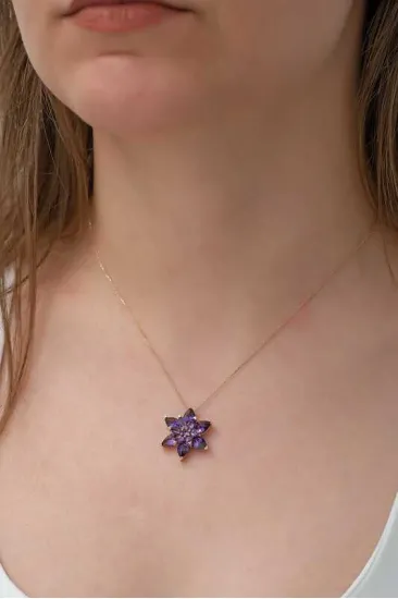 Gümüş Rose Mor Lotus Çiçeği Kolye Gümüş Rose Mor Lotus Çiçeği Kolye