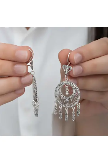 Gümüş Çember Telkari Sallantılı Kadın Küpe Gümüş Çember Telkari Sallantılı Kadın Küpe