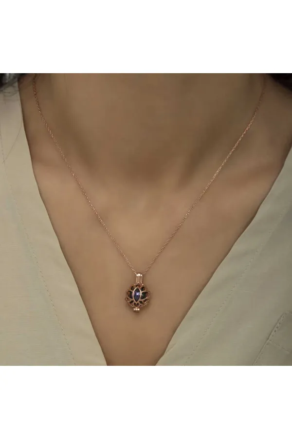 Gümüş Rose Kafesli Lotus Bayan Kolye Gümüş Rose Kafesli Lotus Bayan Kolye