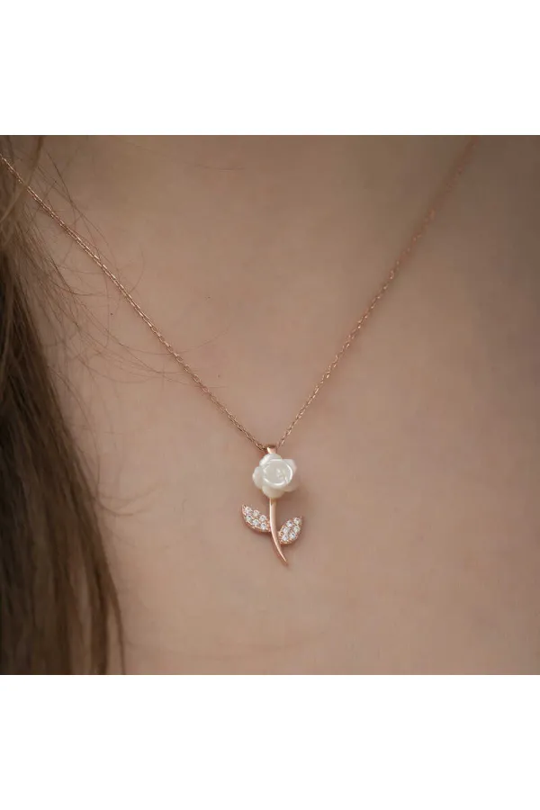 Gümüş Rose Beyaz Gül Kolye Gümüş Rose Beyaz Gül Kolye