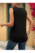 Kadın Askılı Geometrik Yaka Detaylı Pileli Viskon Bluz Kadın Askılı Geometrik Yaka Detaylı Pileli Viskon Bluz