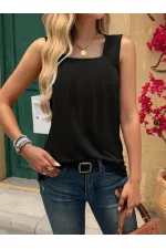 Kadın Askılı Geometrik Yaka Detaylı Pileli Viskon Bluz Kadın Askılı Geometrik Yaka Detaylı Pileli Viskon Bluz