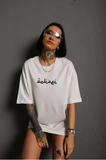 Bisiklet Yakalı Sırt Baskılı Oversize T-Shirt - Beyaz Bisiklet Yakalı Sırt Baskılı Oversize T-Shirt - Beyaz