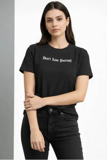 Wafıl Kumaş Tişört Regular Kalıp Bisiklet Yaka Baskılı Günlük Basic T-Shirt - Siyah Wafıl Kumaş Tişört Regular Kalıp Bisiklet Yaka Baskılı Günlük Basic T-Shirt - Siyah