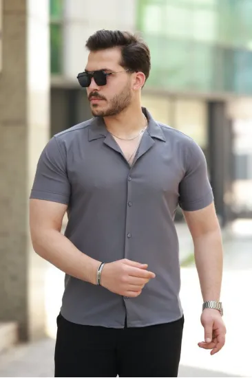 Erkek Apaj Yaka Kısa Kollu Gömlek Erkek Apaj Yaka Kısa Kollu Gömlek