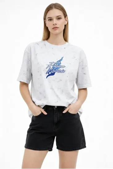 Asit Yıkamalı Oversize Tişört Future Worlds Baskılı Bisiklet Yaka Kısa Kollu Streetwear %100 Pamuk Street Style T-Shirt - Beyaz Asit Yıkamalı Oversize Tişört Future Worlds Baskılı Bisiklet Yaka Kısa Kollu Streetwear %100 Pamuk Street Style T-Shirt - Beyaz