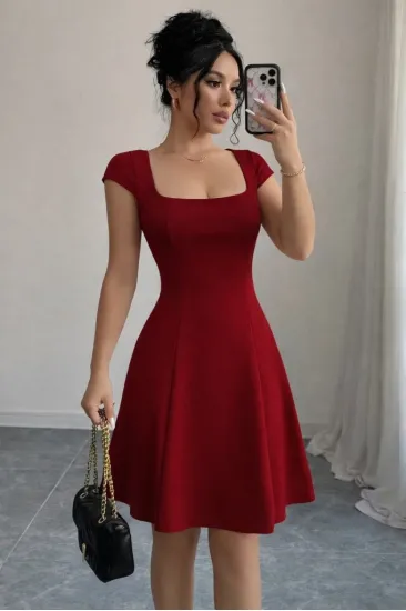 Kadın Kısa Kollu Kare Yakalı Kısa Ithal Krep Elbise Kadın Kısa Kollu Kare Yakalı Kısa Ithal Krep Elbise