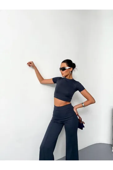 Osy Modal Yumuşak Dokulu Kumaş Kısa Kollu Crop Alt Ispanyol Paça Pantalon Ikili Takım - Füme Osy Modal Yumuşak Dokulu Kumaş Kısa Kollu Crop Alt Ispanyol Paça Pantalon Ikili Takım - Füme