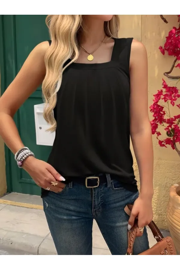 Kadın Askılı Geometrik Yaka Detaylı Pileli Viskon Bluz Kadın Askılı Geometrik Yaka Detaylı Pileli Viskon Bluz