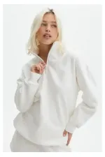 Kadın 3 İplik Pamuklu Oversize Yarım Fermuarlı Yakalı Basic Sweatshirt - Beyaz Kadın 3 İplik Pamuklu Oversize Yarım Fermuarlı Yakalı Basic Sweatshirt - Beyaz