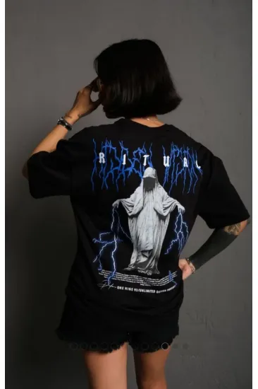 kadın Bisiklet Yaka Baskılı Oversize Kısa kol T-Shirt - Siyah kadın Bisiklet Yaka Baskılı Oversize Kısa kol T-Shirt - Siyah