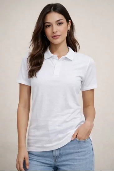 Kadın Polo Yaka Pike Kumaş Düğmeli Basic Tişört T-Shirt Günlük Rahat - Beyaz Kadın Polo Yaka Pike Kumaş Düğmeli Basic Tişört T-Shirt Günlük Rahat - Beyaz