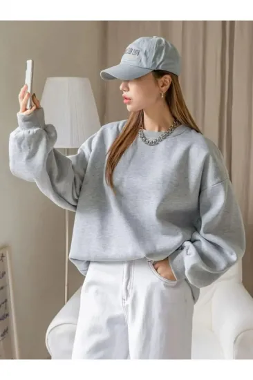 Kadın 3 İplik Pamuklu Oversize Yarım Fermuarlı Yakalı Basic Sweatshirt - Gri Kadın 3 İplik Pamuklu Oversize Yarım Fermuarlı Yakalı Basic Sweatshirt - Gri