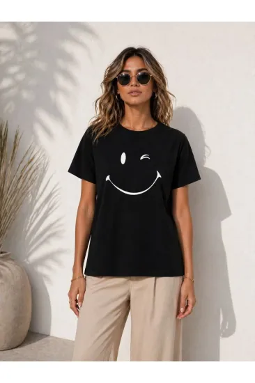 Kadın Minimal Gülümseyen Yüz Baskılı Tişört Kısa Kol Yazlık T-Shirt - Siyah Kadın Minimal Gülümseyen Yüz Baskılı Tişört Kısa Kol Yazlık T-Shirt - Siyah