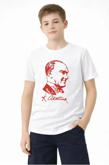 Erkek Çocuk Atatürk Baskılı Tişört Kısa Kollu Bisiklet Yaka T-Shirt - Beyaz Erkek Çocuk Atatürk Baskılı Tişört Kısa Kollu Bisiklet Yaka T-Shirt - Beyaz