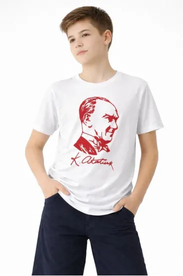 Erkek Çocuk Atatürk Baskılı Tişört Kısa Kollu Bisiklet Yaka T-Shirt - Beyaz Erkek Çocuk Atatürk Baskılı Tişört Kısa Kollu Bisiklet Yaka T-Shirt - Beyaz