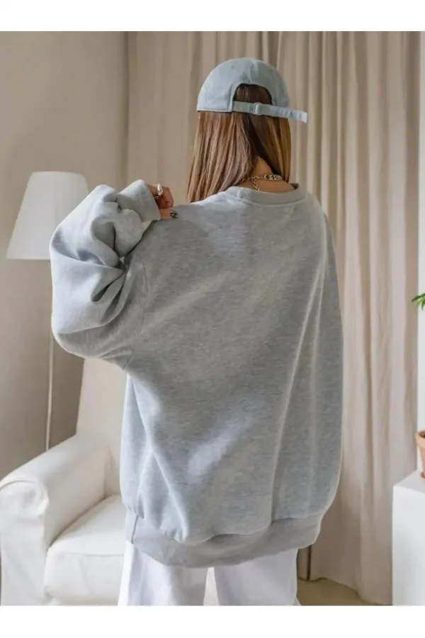 Kadın 3 İplik Pamuklu Oversize Yarım Fermuarlı Yakalı Basic Sweatshirt - Gri Kadın 3 İplik Pamuklu Oversize Yarım Fermuarlı Yakalı Basic Sweatshirt - Gri