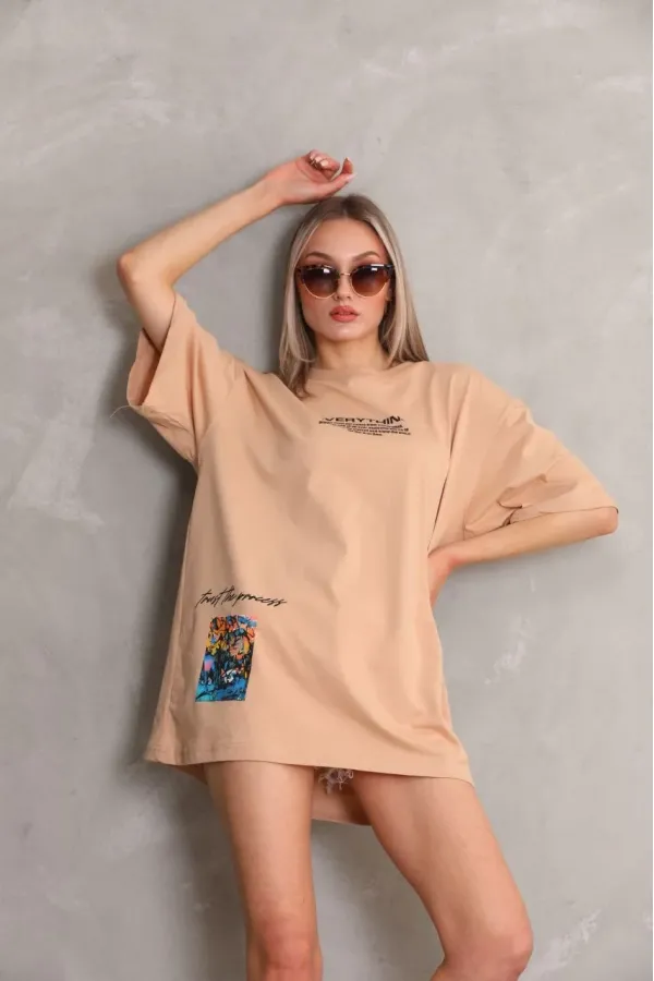 kadın Bisiklet Yaka Baskılı Oversize Kısa kol T-Shirt - Bej kadın Bisiklet Yaka Baskılı Oversize Kısa kol T-Shirt - Bej