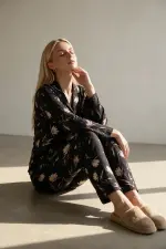 Pjs 30185 Kadın Önden Düğmeli Uzun Kol Pijama Takımı Pjs 30185 Kadın Önden Düğmeli Uzun Kol Pijama Takımı