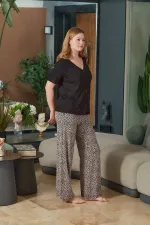Aqua 26683 Kadın Önü Düğmeli Kısa Kol Pijama Takım Aqua 26683 Kadın Önü Düğmeli Kısa Kol Pijama Takım