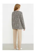 Sementa 76413 Rahat Kalıp Leopar Kombinli Pijama Takım Sementa 76413 Rahat Kalıp Leopar Kombinli Pijama Takım