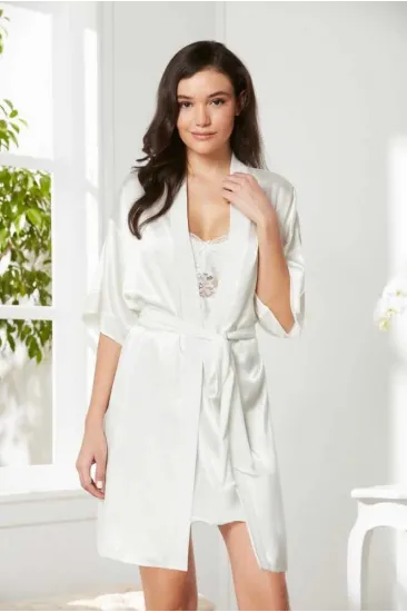 Pierre Cardin 4045 Kadife Saten Dantelli Gecelik ve Sabahlık Takımı Pierre Cardin 4045 Kadife Saten Dantelli Gecelik ve Sabahlık Takımı