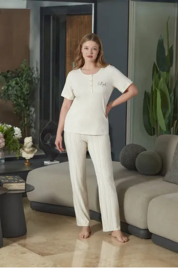 Aqua 26573 Kadın Kısa Kol Pijama Takımı Aqua 26573 Kadın Kısa Kol Pijama Takımı