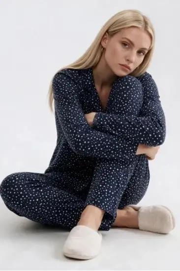 Pjs 30182 Kadın Uzun Kol Önden Düğmeli Pijama Takımı Pjs 30182 Kadın Uzun Kol Önden Düğmeli Pijama Takımı