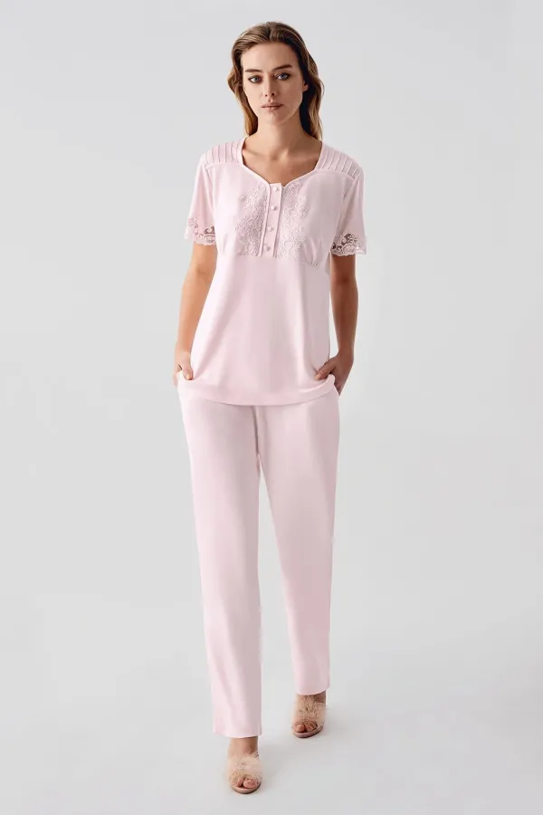 Freshness 322 Kadın Sabahlıklı Pijama Takımı Freshness 322 Kadın Sabahlıklı Pijama Takımı