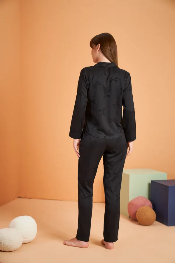 Pjs 28042 Kadın Uzun Kol Boydan Düğmeli Pijama Takımı Pjs 28042 Kadın Uzun Kol Boydan Düğmeli Pijama Takımı
